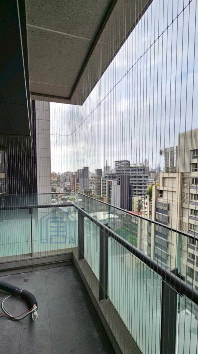 唐盛科技,隱形鐵窗,台北市<中正區> 新美齊 PARK259