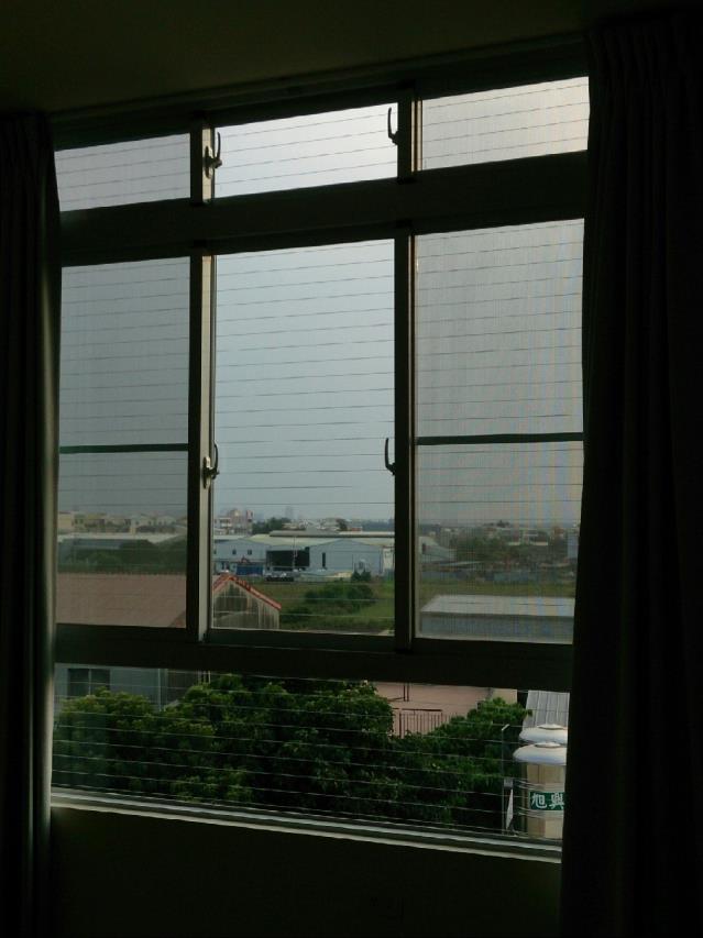 唐盛科技,隱形鐵窗,台南地區 - 台南　安南區透天Ｘ窗戶防墜